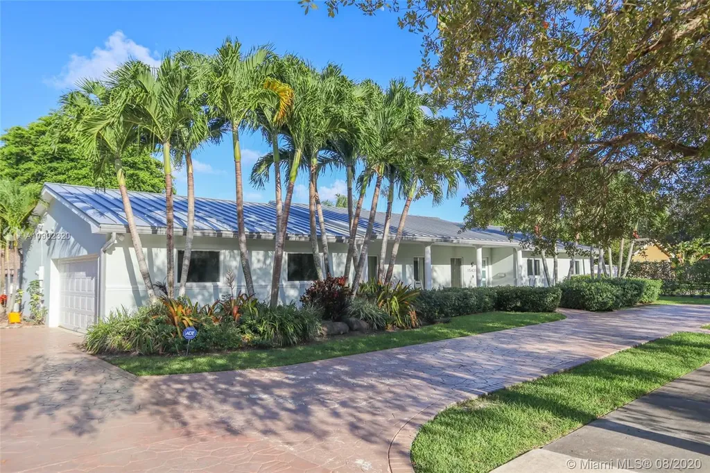 15421 SW 82nd Avenue Palmetto Bay FL 33157