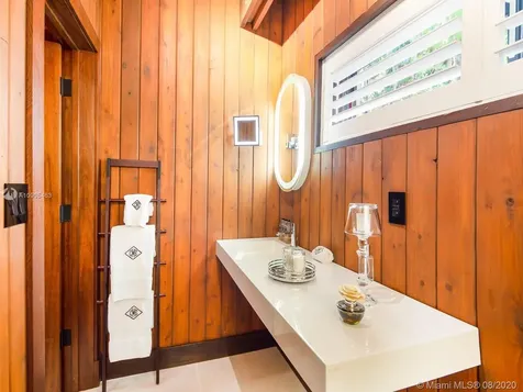 120 Cape Florida Drive Key Biscayne FL 33149