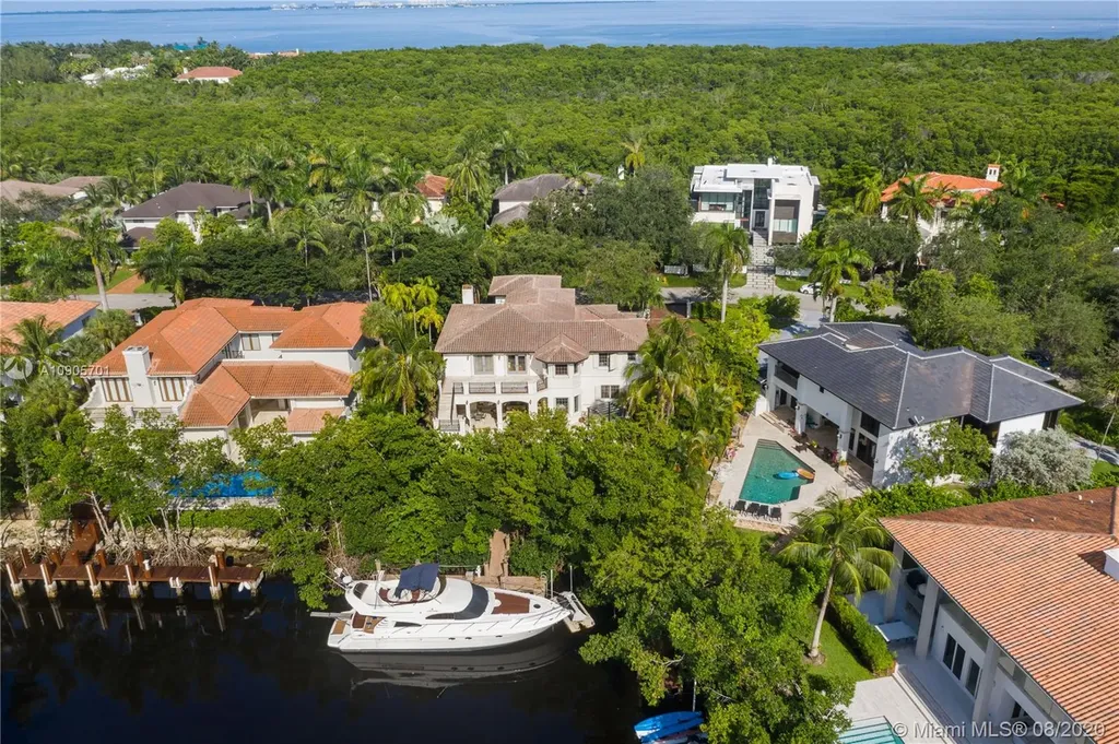 131 Paloma Drive Coral Gables FL 33143