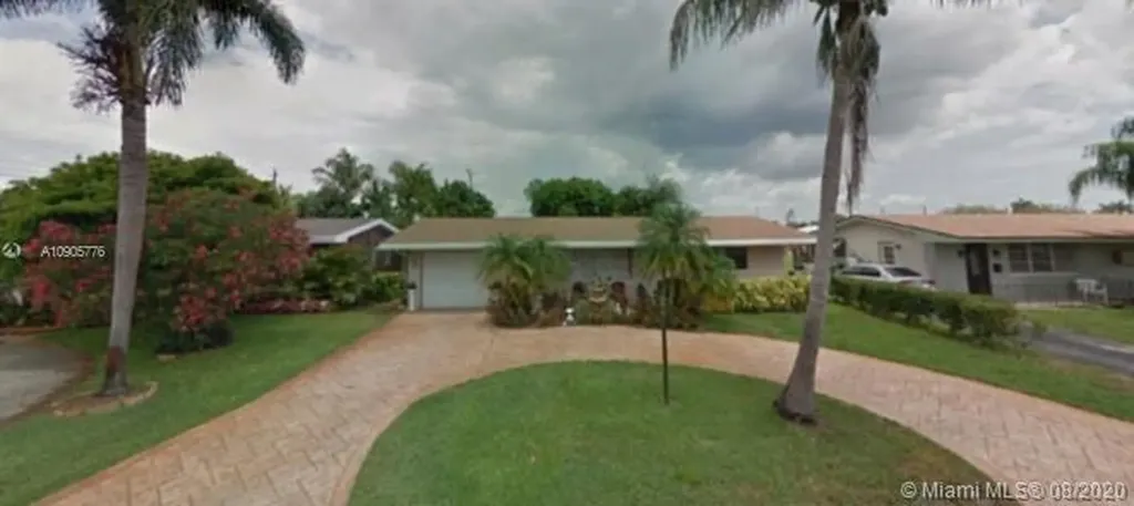 8511 NW 15th Street Pembroke Pines FL 33024