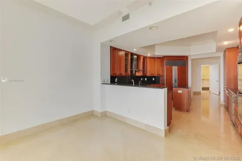 21200 Point Place Aventura FL 33180
