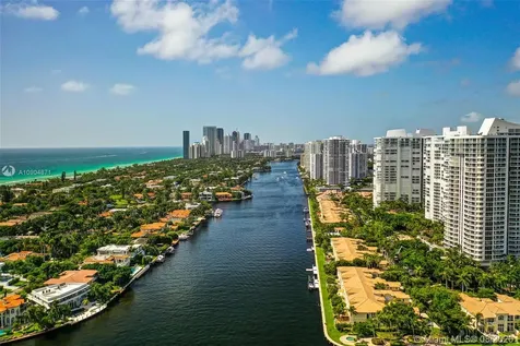 21200 Point Place Aventura FL 33180
