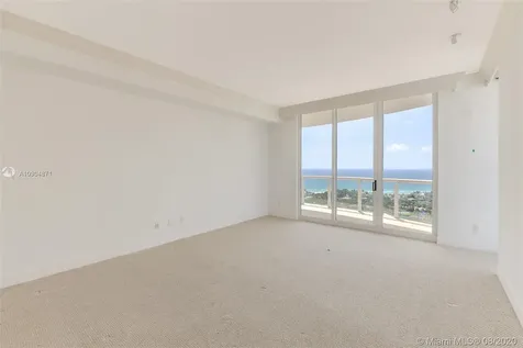 21200 Point Place Aventura FL 33180