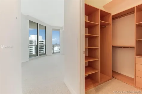21200 Point Place Aventura FL 33180