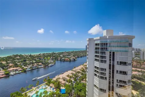21200 Point Place Aventura FL 33180