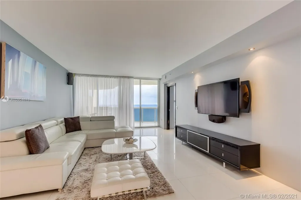 17555 Collins Avenue Sunny Isles Beach FL 33160
