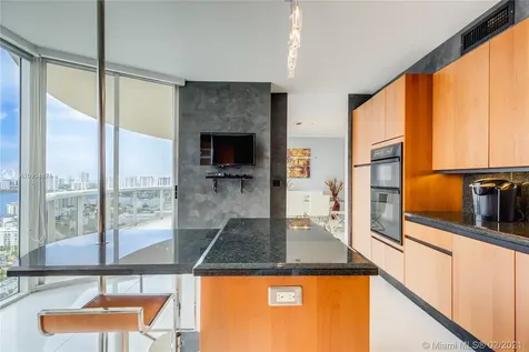 17555 Collins Avenue Sunny Isles Beach FL 33160