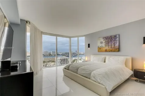 17555 Collins Avenue Sunny Isles Beach FL 33160