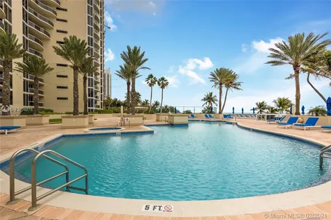 17555 Collins Avenue Sunny Isles Beach FL 33160