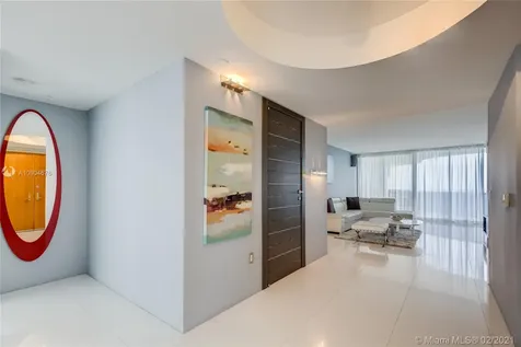 17555 Collins Avenue Sunny Isles Beach FL 33160