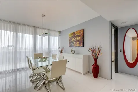 17555 Collins Avenue Sunny Isles Beach FL 33160