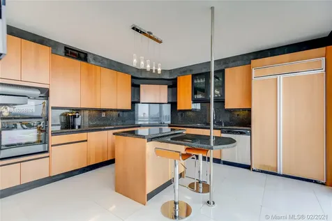 17555 Collins Avenue Sunny Isles Beach FL 33160