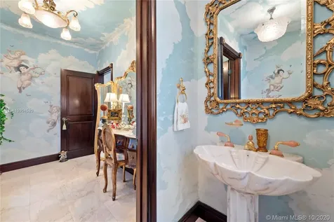 577 Ocean Boulevard Golden Beach FL 33160