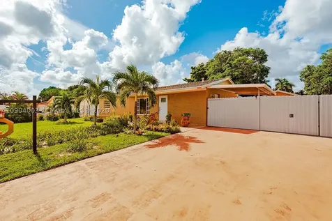 4050 NW 200th Street Miami Gardens FL 33055