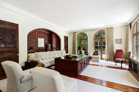 3725 Leafy Way Miami FL 33133