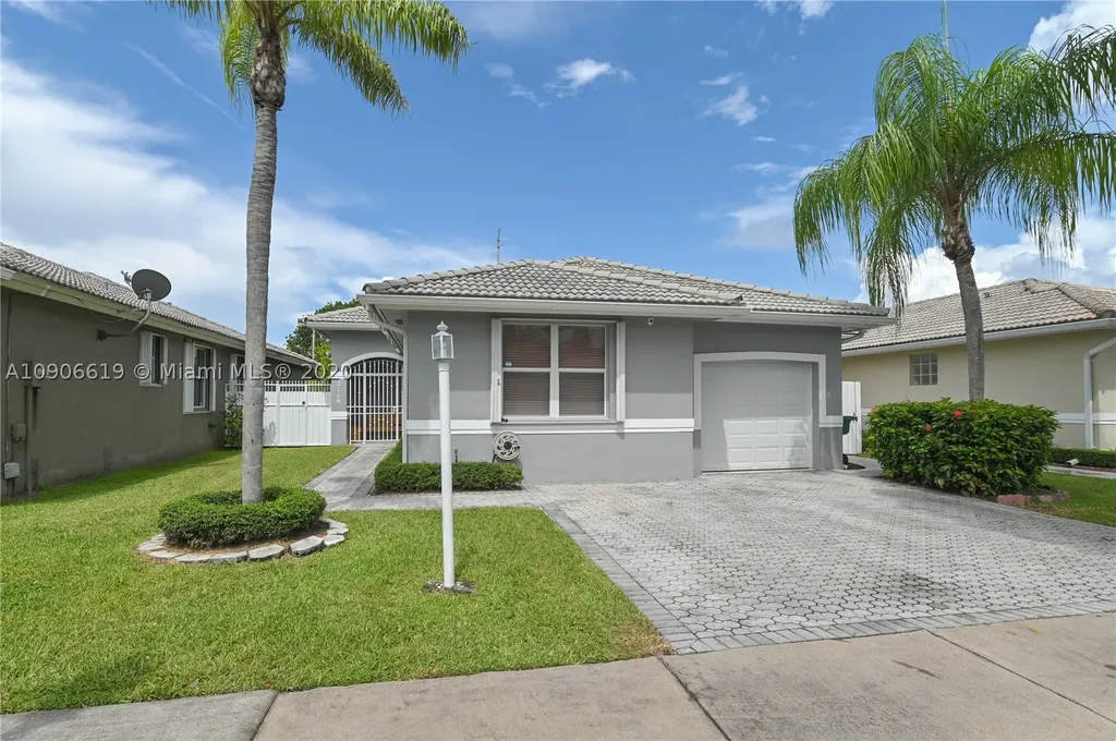 7116 SW 161st Place Miami FL 33193
