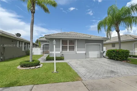7116 SW 161st Place Miami FL 33193
