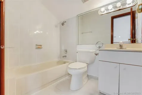 16404 SW 86th Court Palmetto Bay FL 33157