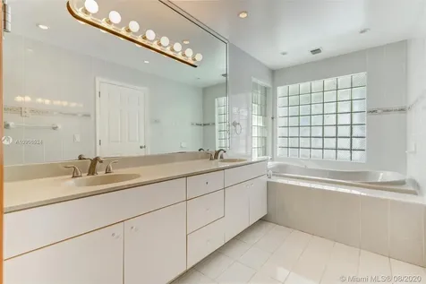 16404 SW 86th Court Palmetto Bay FL 33157