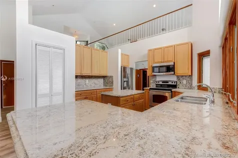 16404 SW 86th Court Palmetto Bay FL 33157