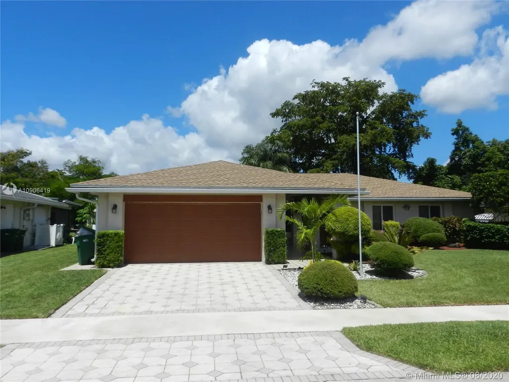 6371 NW 90th Avenue Tamarac FL 33321