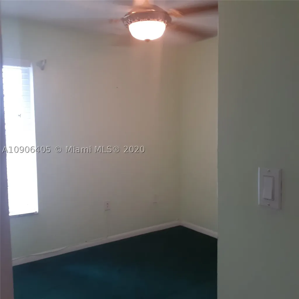 19339 SW 118th Place Miami FL 33177