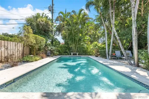 3372 SW 20th Street Miami FL 33145