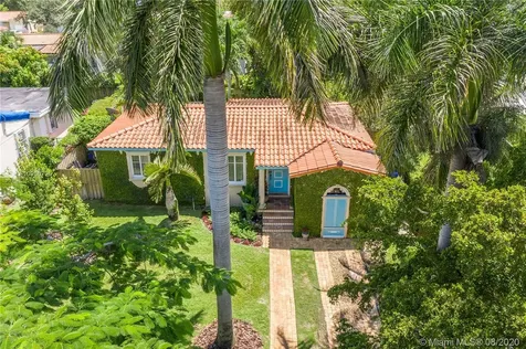 3372 SW 20th Street Miami FL 33145