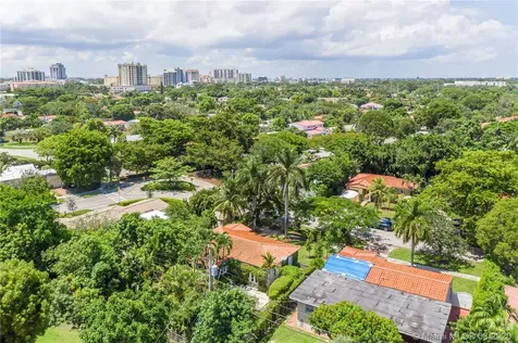 3372 SW 20th Street Miami FL 33145