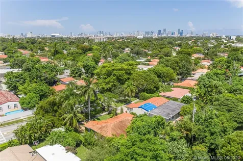 3372 SW 20th Street Miami FL 33145