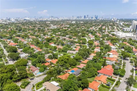 3372 SW 20th Street Miami FL 33145