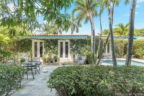 3372 SW 20th Street Miami FL 33145