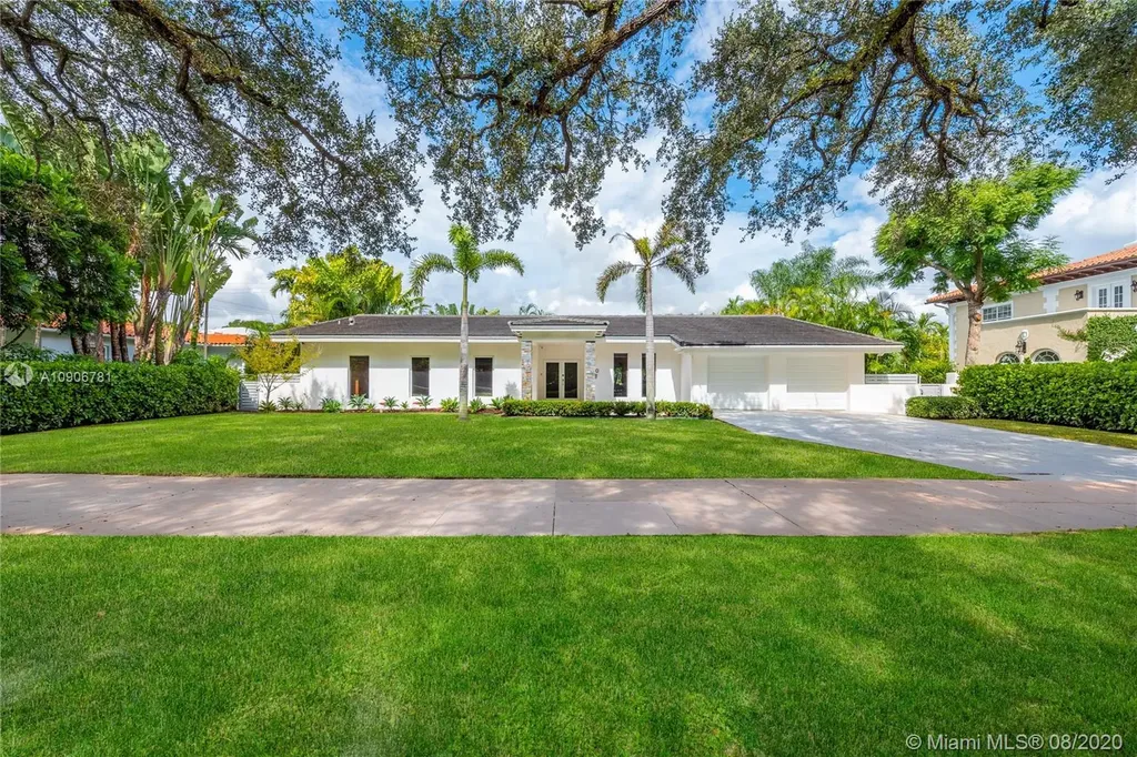 1720 Country Club Prado Coral Gables FL 33134