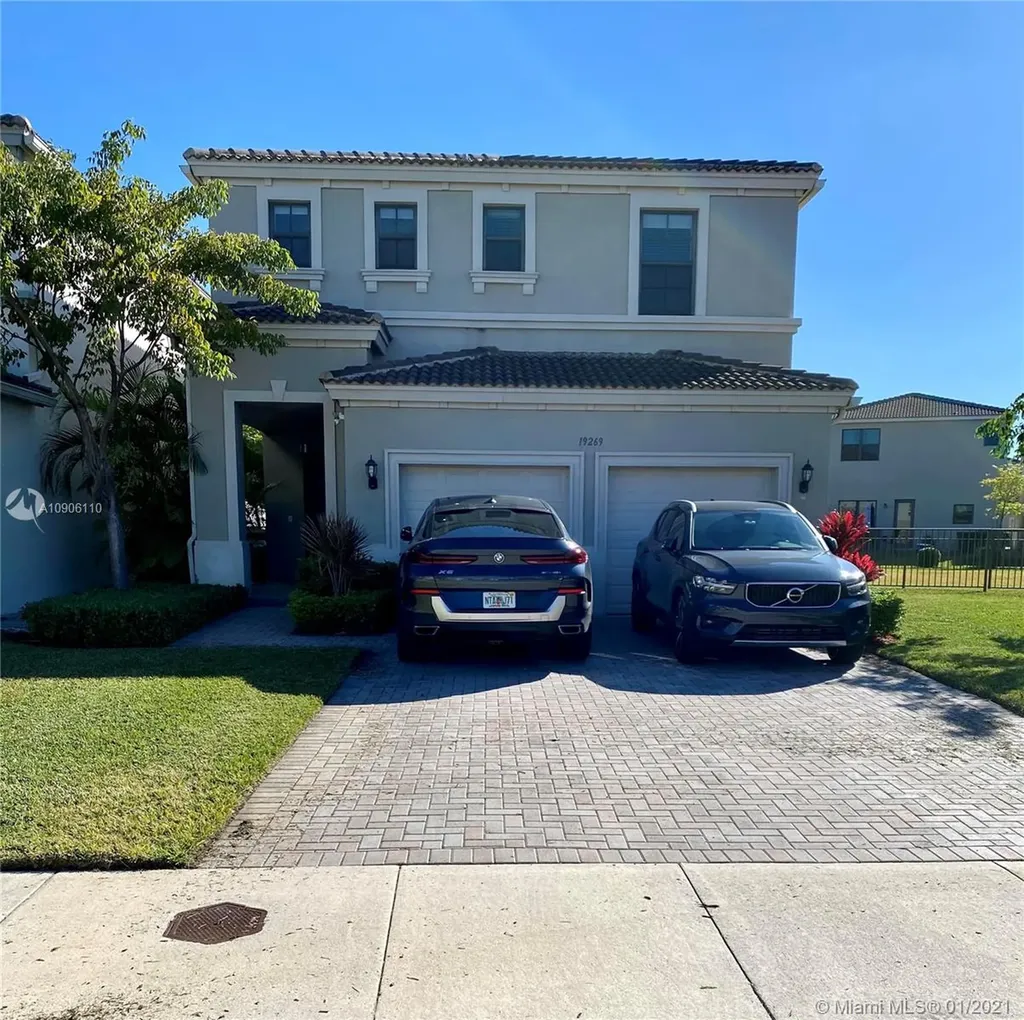 19269 NE 8th Court Miami FL 33179