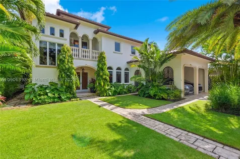 4161 Park Avenue Miami FL 33133