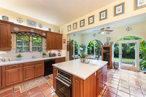 840 Coral Way Coral Gables FL 33134