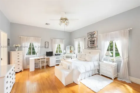 840 Coral Way Coral Gables FL 33134