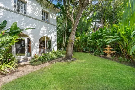840 Coral Way Coral Gables FL 33134