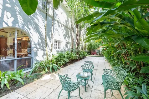 840 Coral Way Coral Gables FL 33134