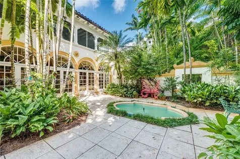 840 Coral Way Coral Gables FL 33134