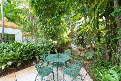 840 Coral Way Coral Gables FL 33134