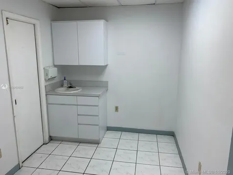 3311 Ponce De Leon Boulevard Coral Gables FL 33134
