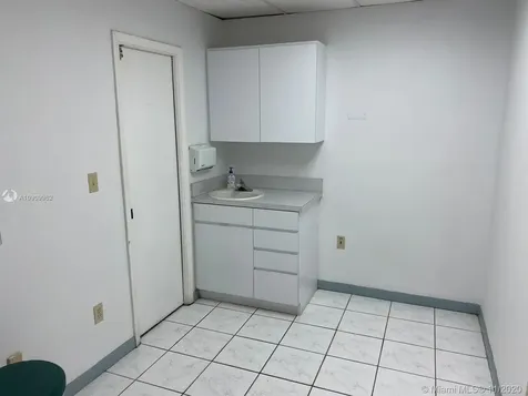 3311 Ponce De Leon Boulevard Coral Gables FL 33134