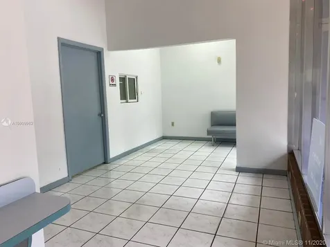 3311 Ponce De Leon Boulevard Coral Gables FL 33134