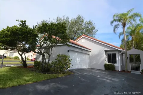 10165 NW 4th Street Plantation FL 33324