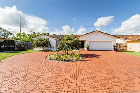 19708 SW 84th Place Cutler Bay FL 33189