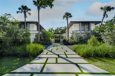 8325 Cheryl Lane Miami FL 33143