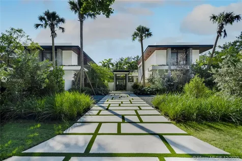 8325 Cheryl Lane Miami FL 33143