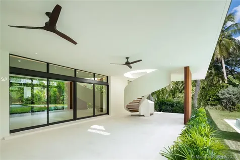 8325 Cheryl Lane Miami FL 33143