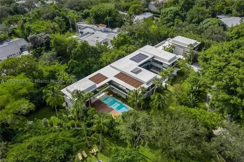 8325 Cheryl Lane Miami FL 33143